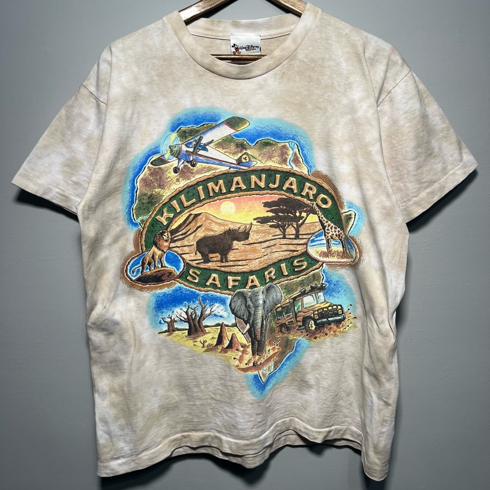 90s single stitch vintage Walt Disney World Kilimanjaro Safari’s T-shirt